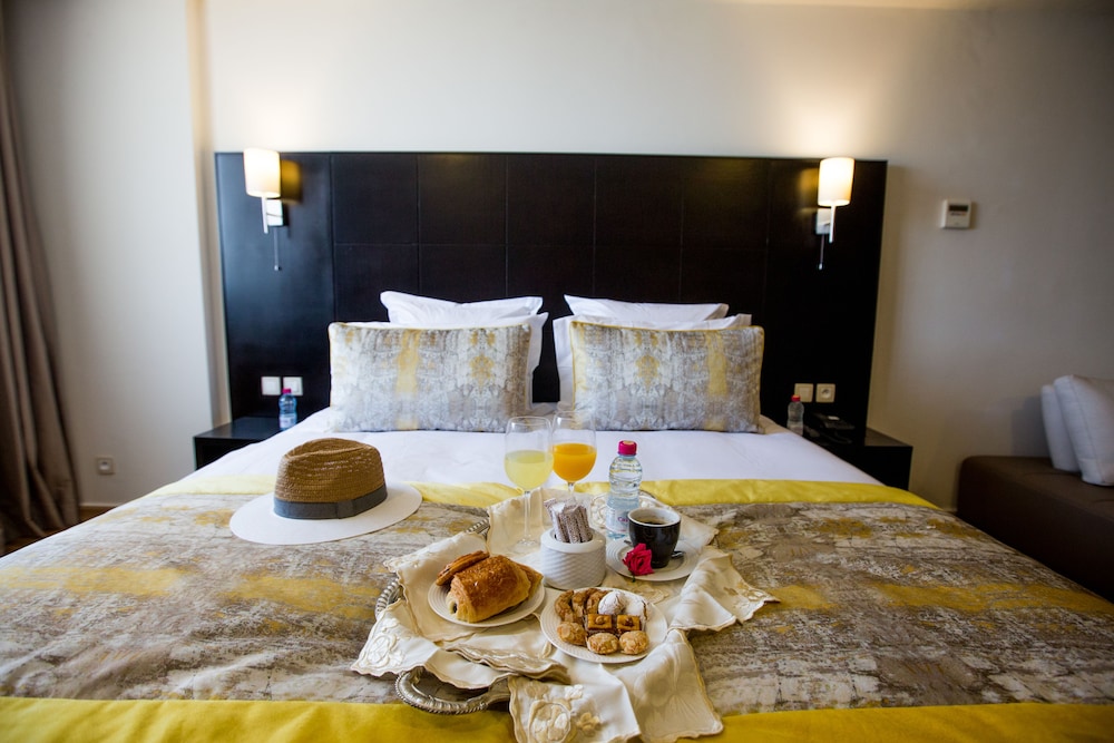 Standard Double or Twin Room photo 2