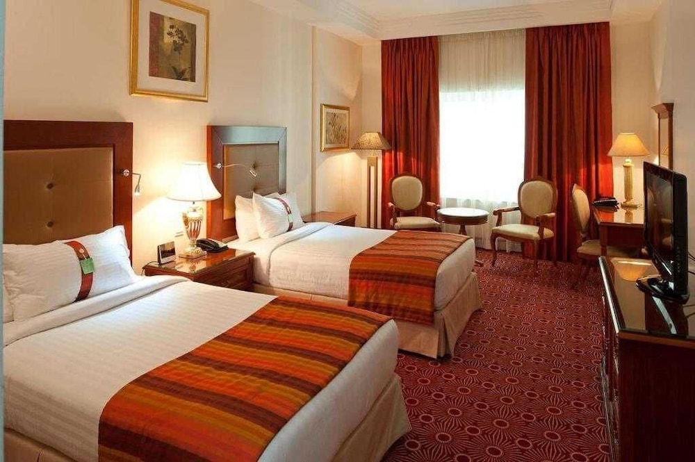 Deluxe Twin Room photo 2
