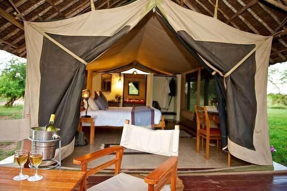 Tent - Photo 1