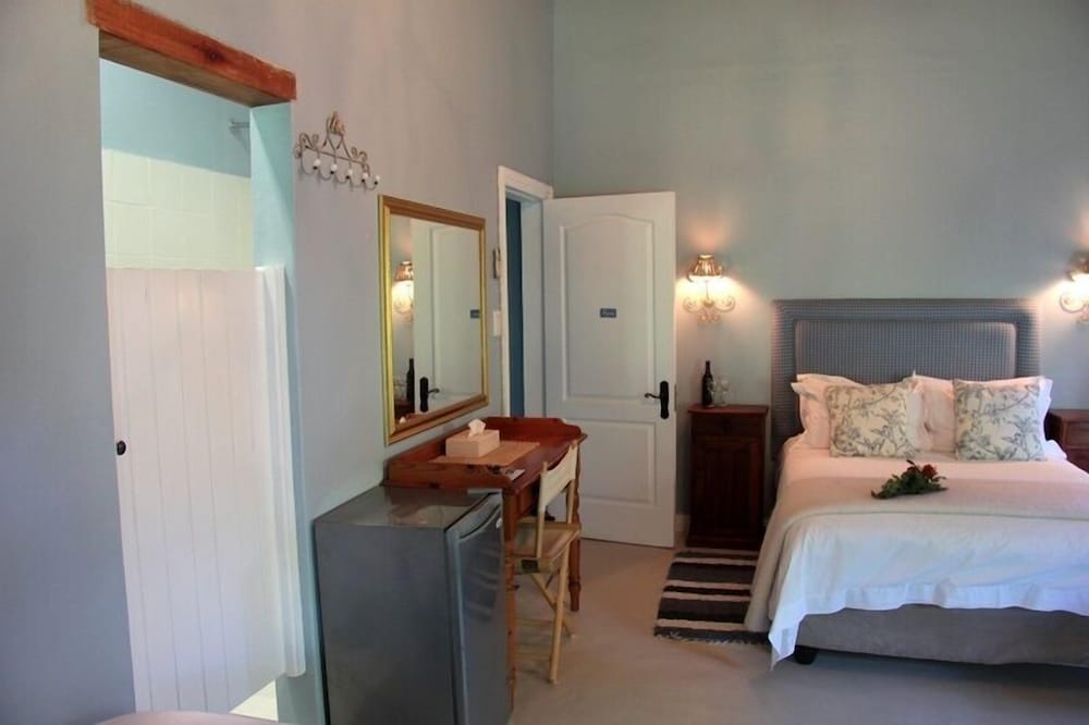 Family Suite, 1 Bedroom (Azure) photo 1