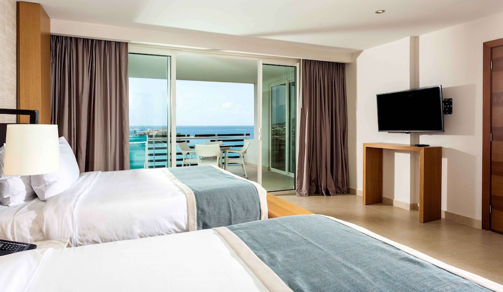 Executive Suite, Multiple Beds, Ocean View (Royale Two-Bedroom Butler Penthouse)