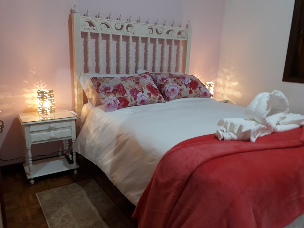 Family Chalet, Multiple Beds, Garden View photo 3