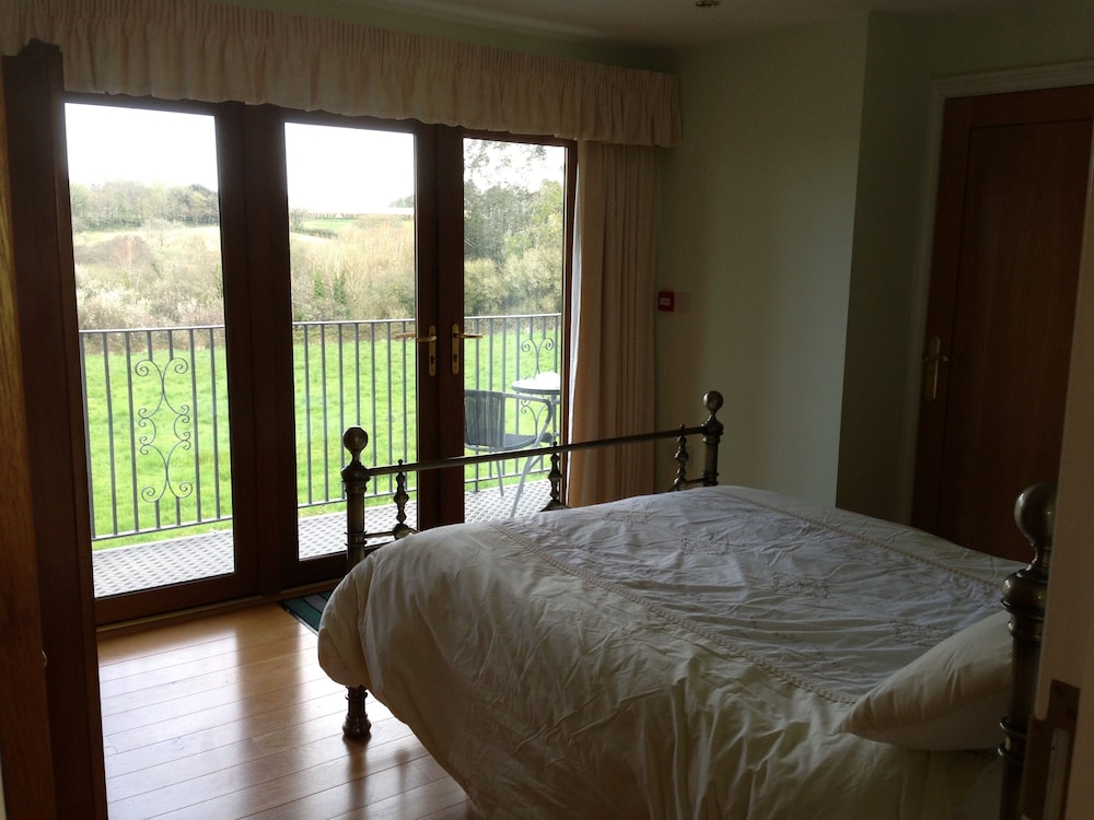 Luxury The Bluebell Suite (Accessible) photo 3