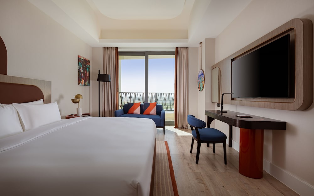 Standard Room with Balcony, Canal View - Photo 7