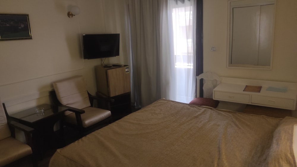 Basic Single Room