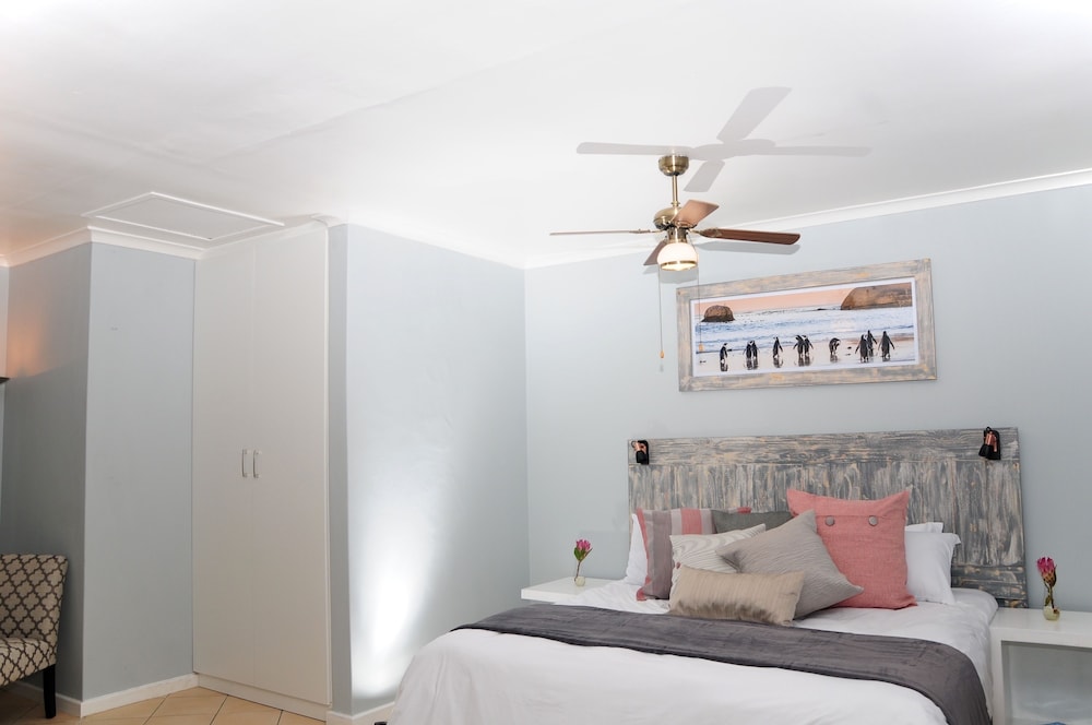 Deluxe Double or Twin Room, Garden View, Ground Floor photo 2