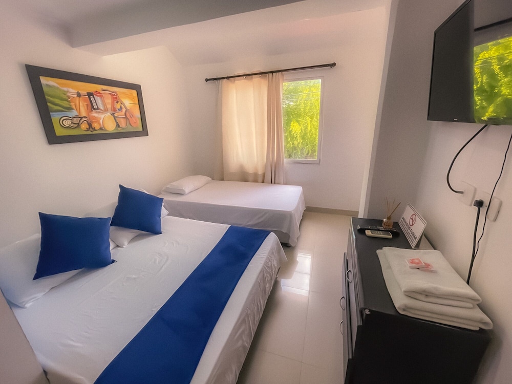 Standard Triple Room, City View