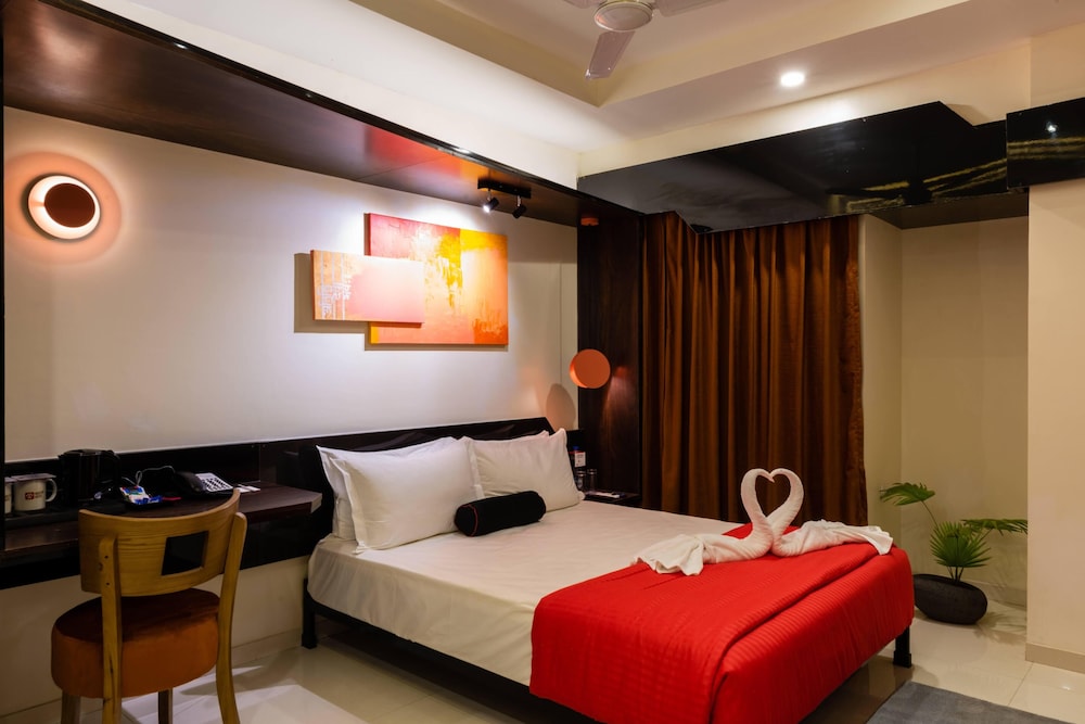 Deluxe Room - Photo 1