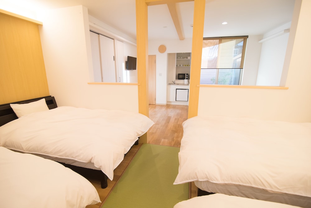 Room1 photo 2