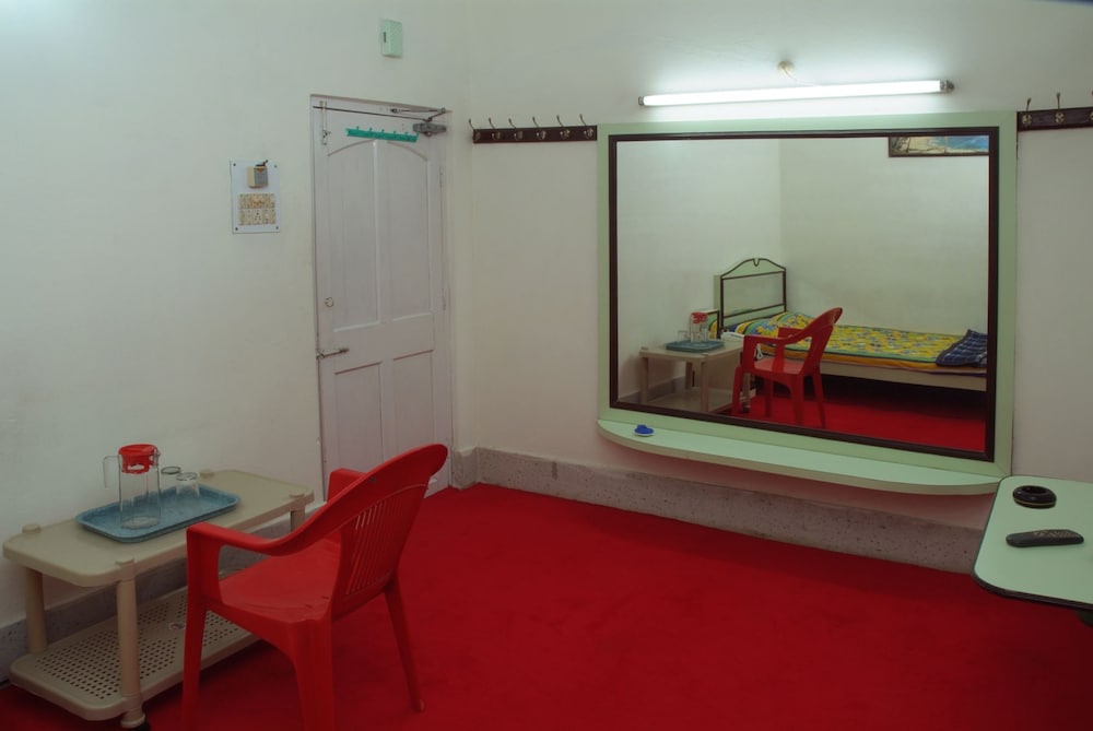 Standard Double Room (With Ac) photo 3