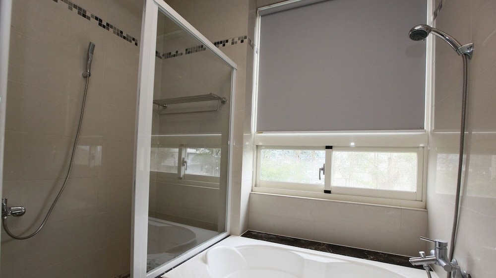 Double Room, Shared Bathroom photo 2