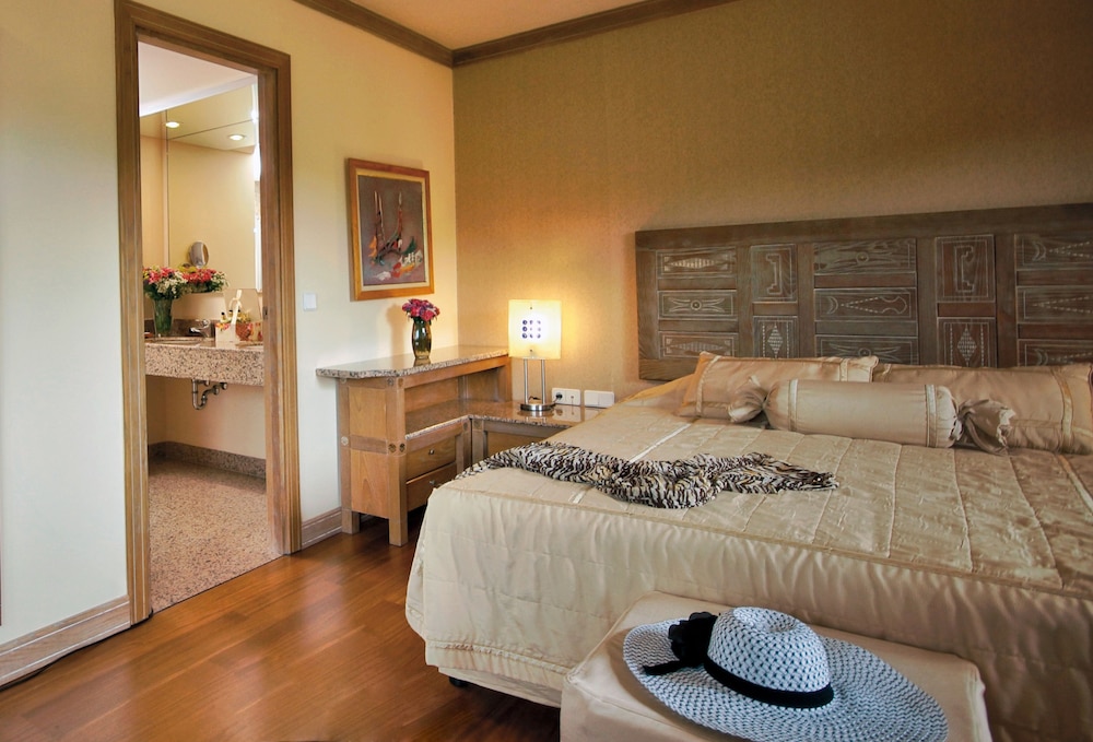 Villa, 2 Bedrooms, 2 Bathrooms photo 1