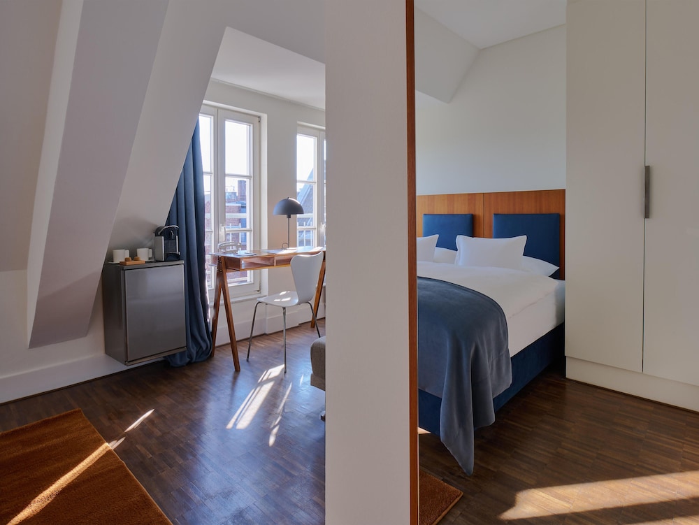 Executive Room photo 2