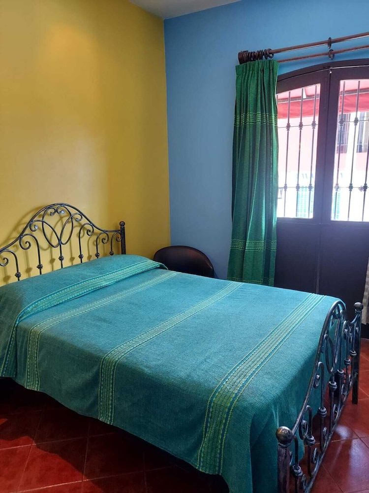 Basic Double Room photo 2