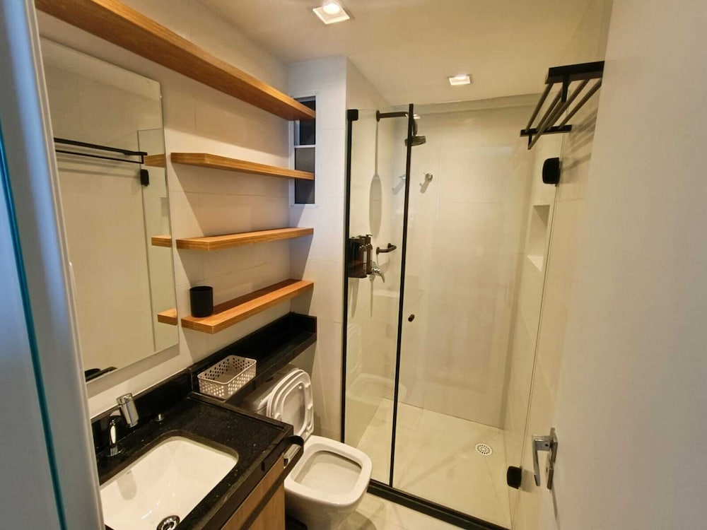 Superior Studio, 2 Twin Beds, Partial Ocean View photo 2