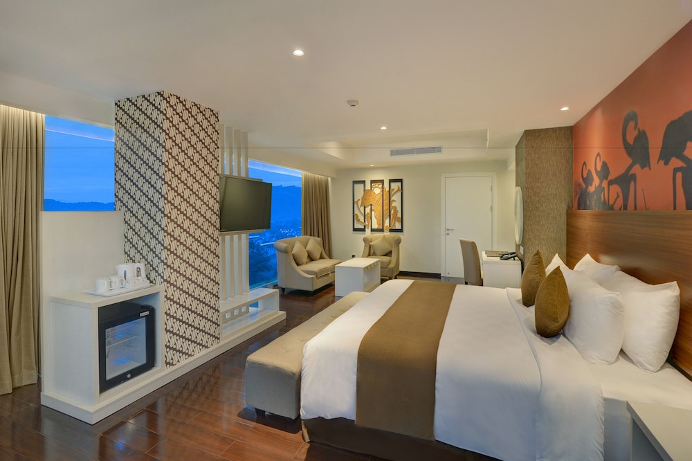 Executive Suite photo 2