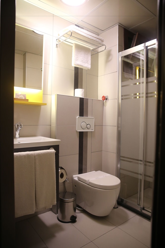 Standard Room photo 2
