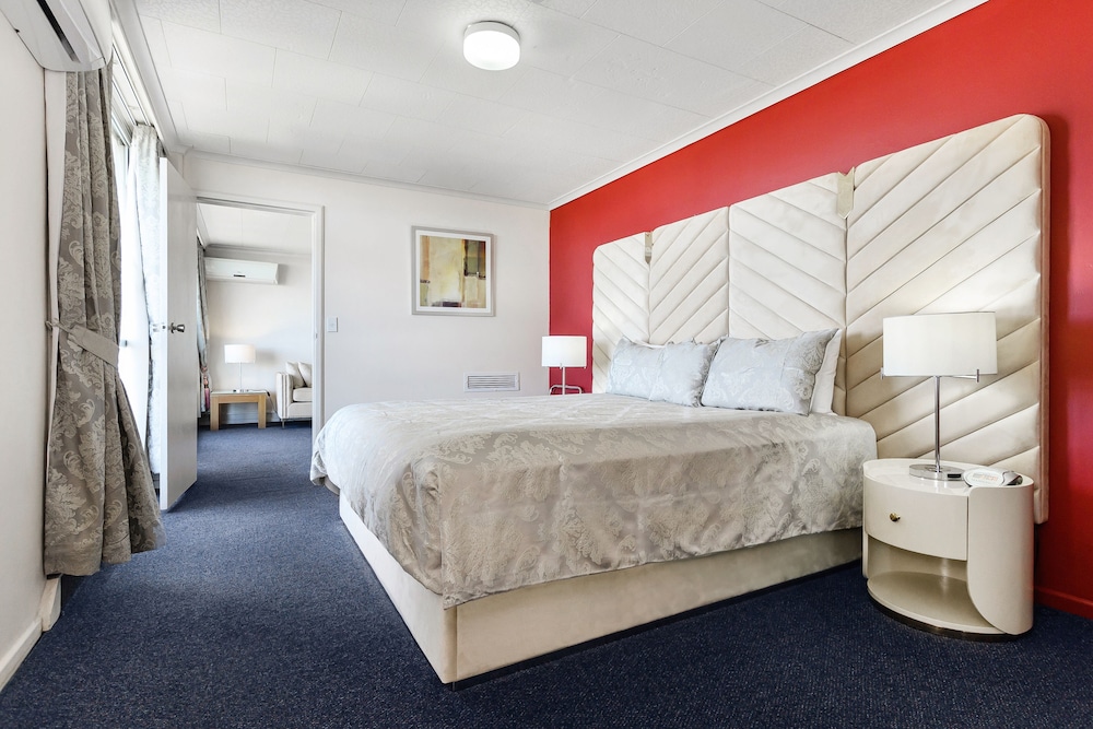 King Room Level 7 photo 2