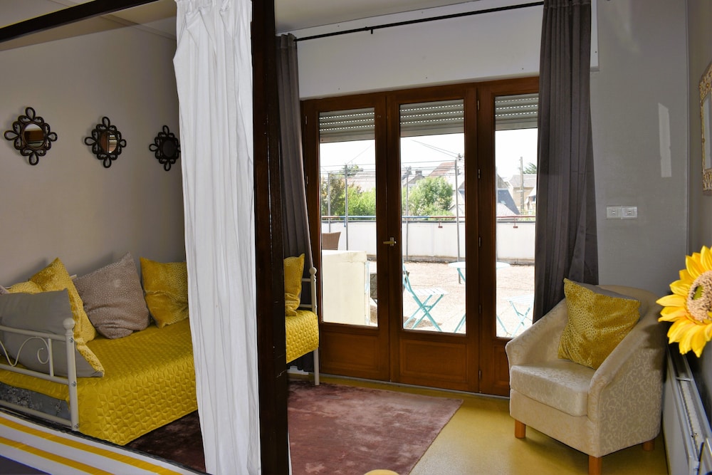 Comfort Triple Room