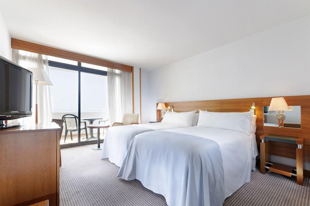 Premium Room, Sea View (2 adults + 1 child) - Photo 3