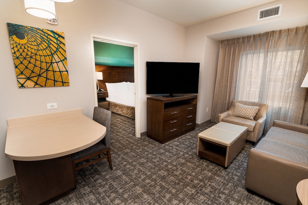 Suite, 2 Bedrooms, Accessible, Kitchen (Communications) photo 1