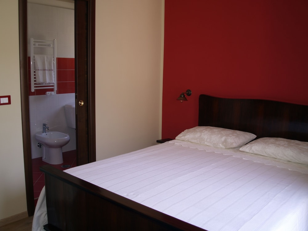 Superior Double Room, City View photo 2
