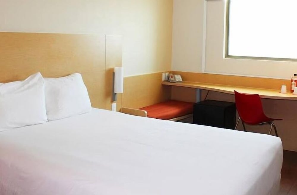 Double Room, 1 Double Bed, Lagoon View - Photo 5