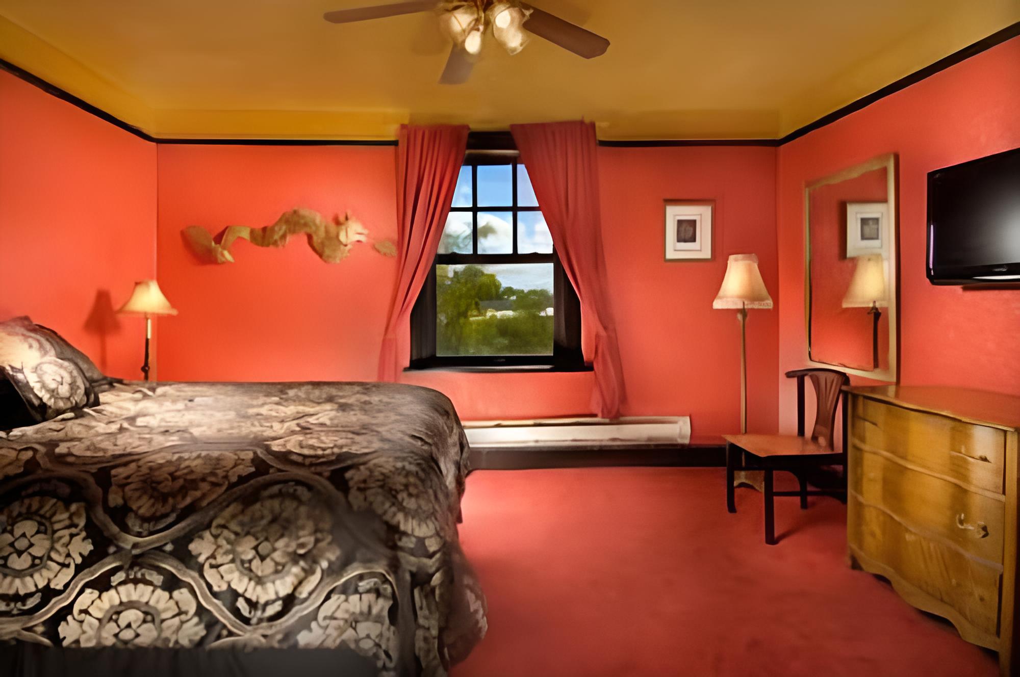 Two Queen Suite photo 1