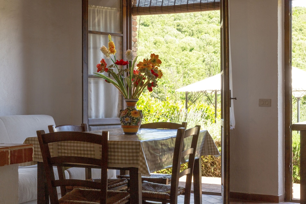 Comfort Apartment, 1 Bedroom, Garden View, Ground Floor photo 2