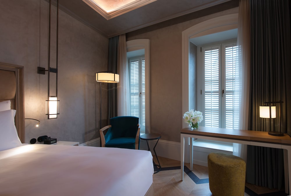Deluxe Room, 2 Twin Beds (Deluxe Signature Twin Room)