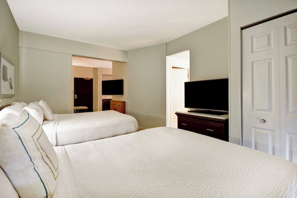 Studio, Multiple Beds - Photo 2
