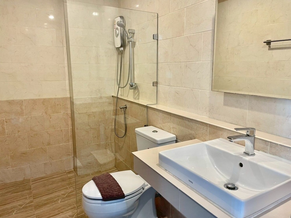 Corner Residence-Side Deluxe Double Bed - Photo 9
