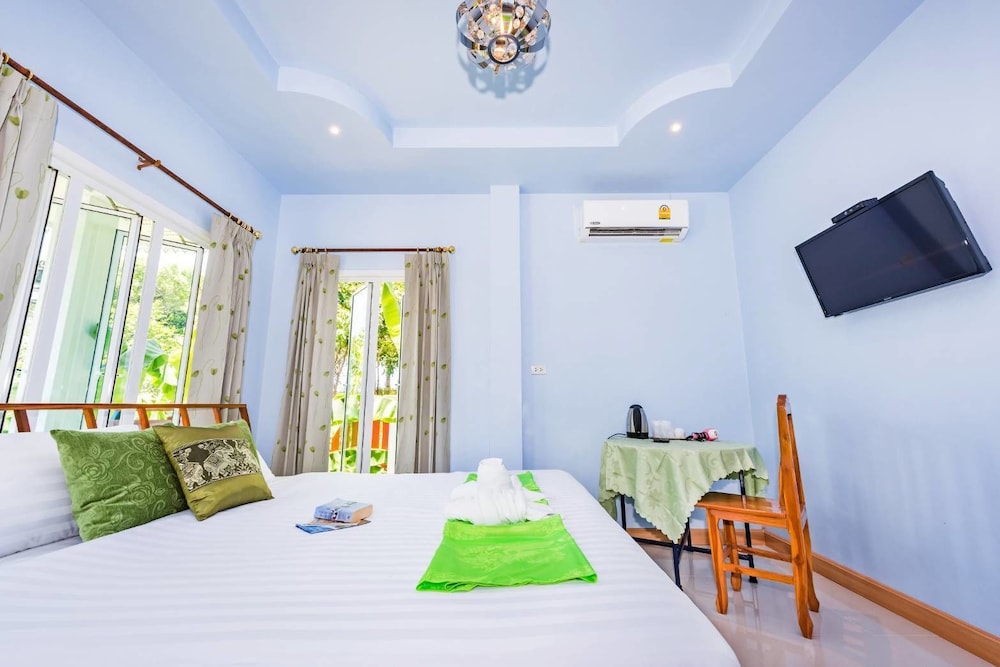 Standard Room photo 2