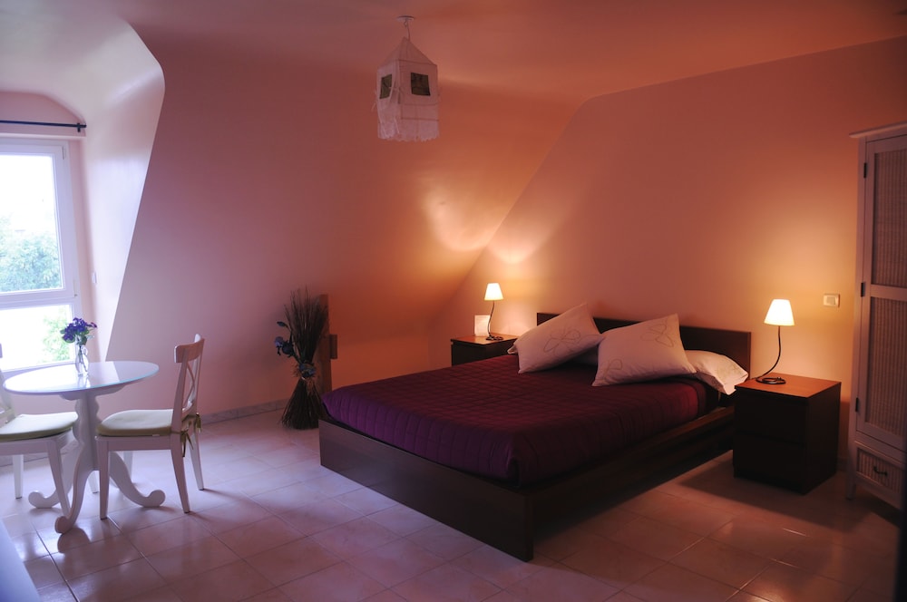 Room (Bleuenn er Wern) photo 1