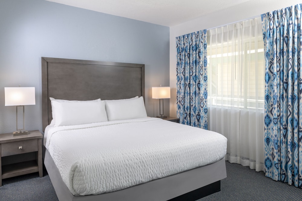 Suite, Ocean View (King)