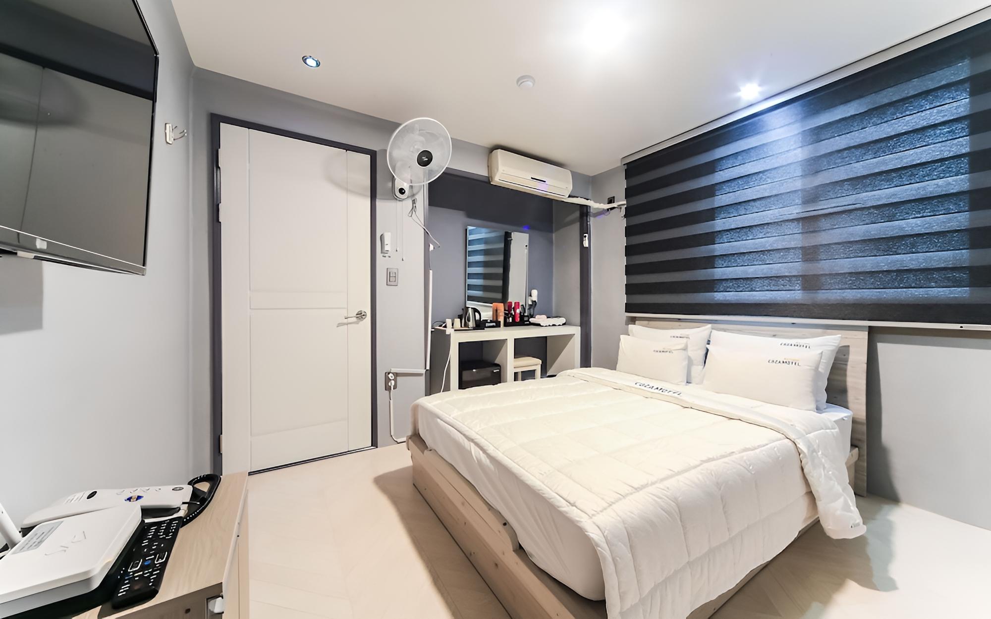 Room (Standard room) - Photo 5
