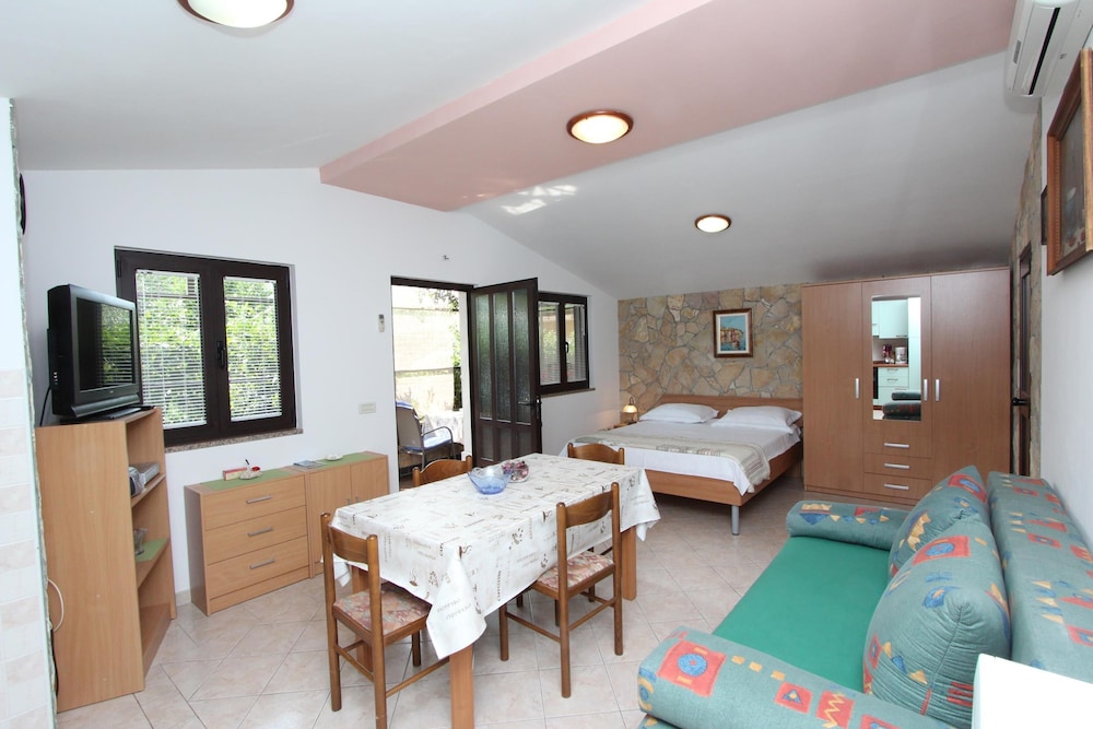 Studio, Terrace (Bungalow)