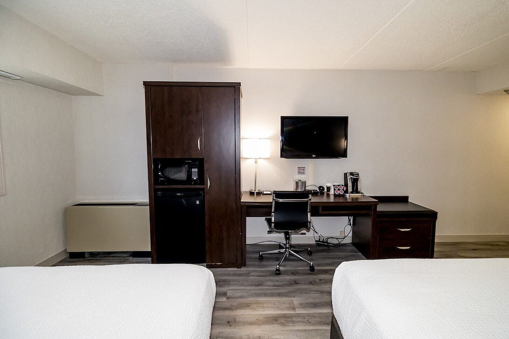 Premier Room, 2 Queen Beds photo 1