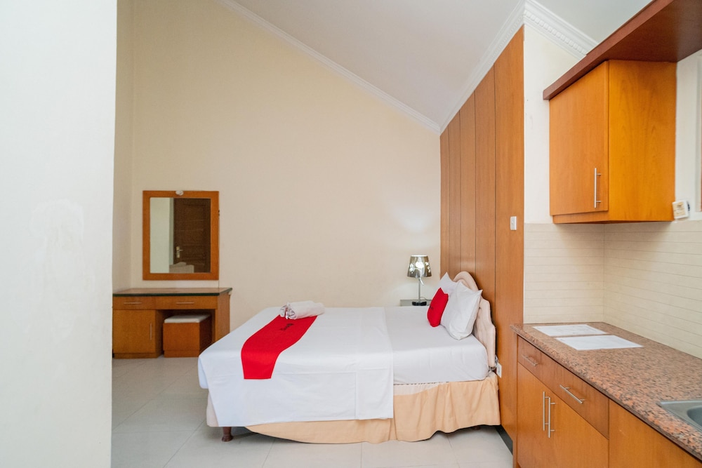 Suite - Photo 10