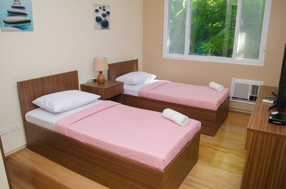 Double Room (Art) photo 2