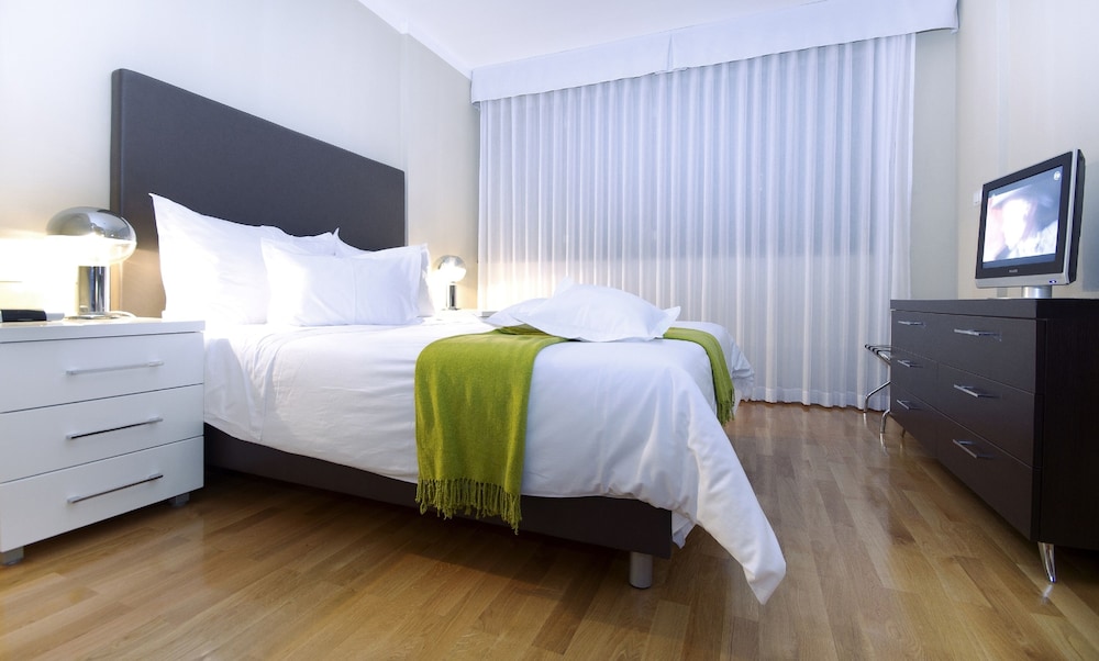 Basic Double Room, Terrace, Ground Floor - Photo 2