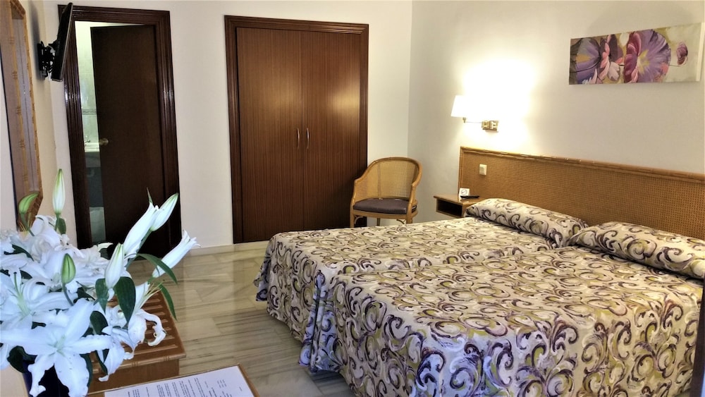 Standard Room photo 3