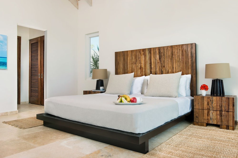 Three Bedroom Beachfront Villa