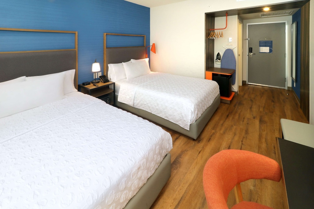 Standard Room, 2 Queen Beds