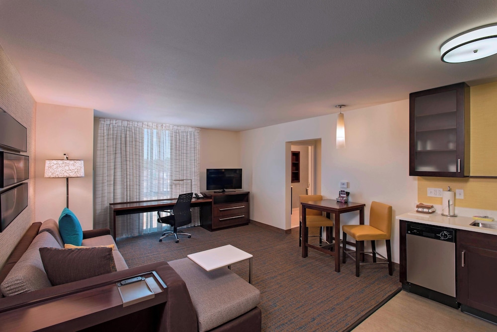 Suite, 1 Bedroom (Balcony) photo 1