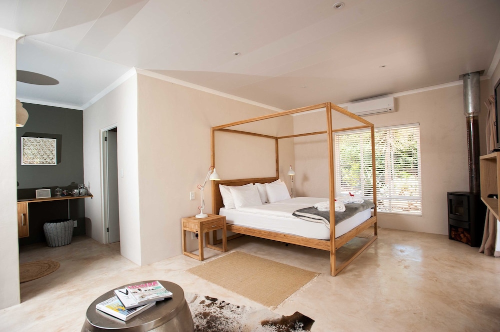Luxury Room (Luxury Room - Garden 4) photo 2