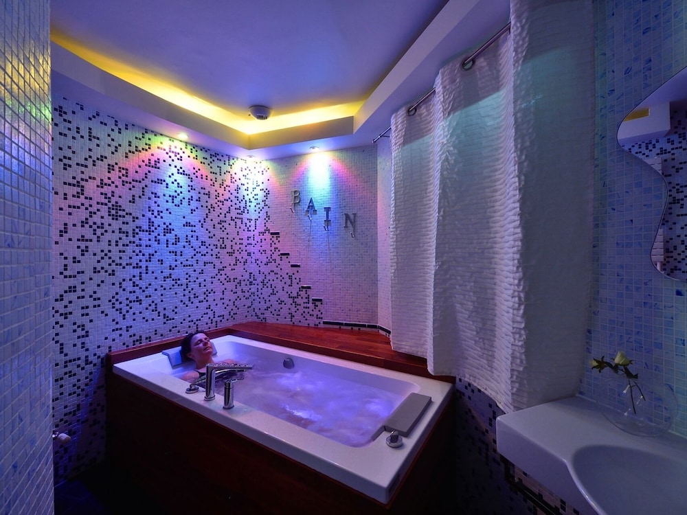 Quadruple Room, Ensuite (Bleu Atlantique) photo 2