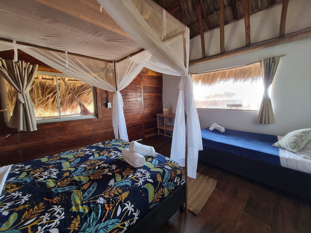 Panoramic Cabin, Beach View