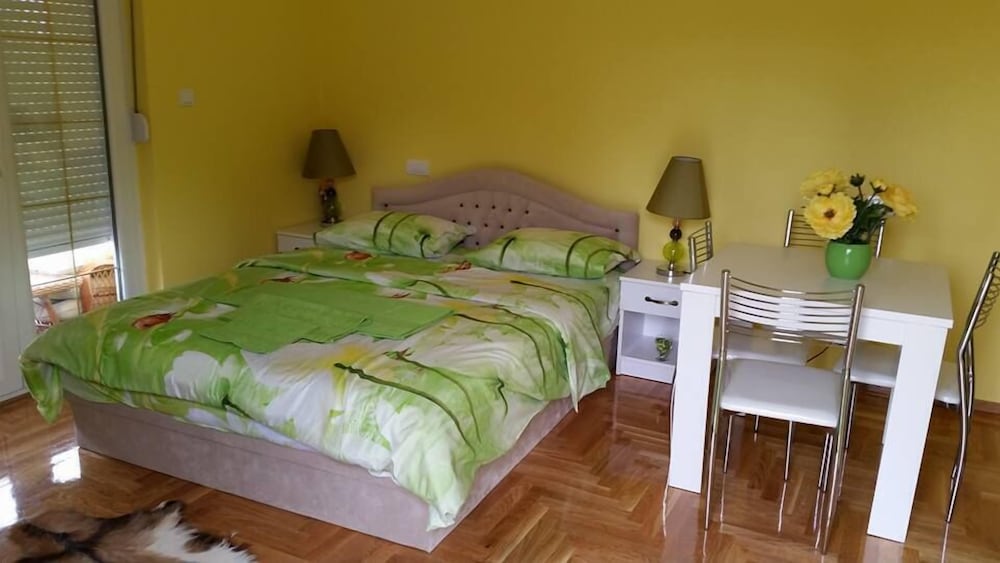 Deluxe Double Room photo 3