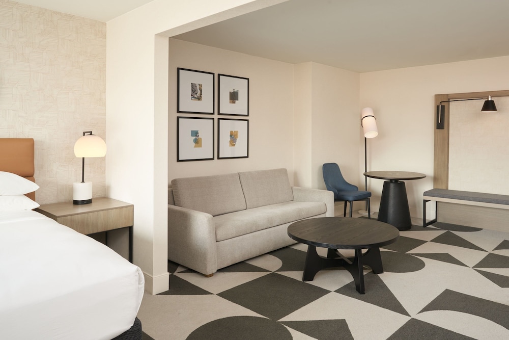 Junior Suite, 1 Bedroom, City View - Photo 3